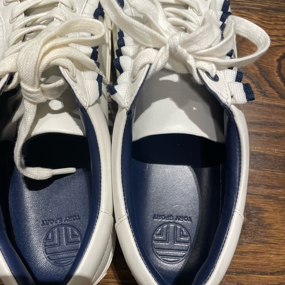 Tory Burch ruffle sneaker size 9.5 - Picture 6 of 6